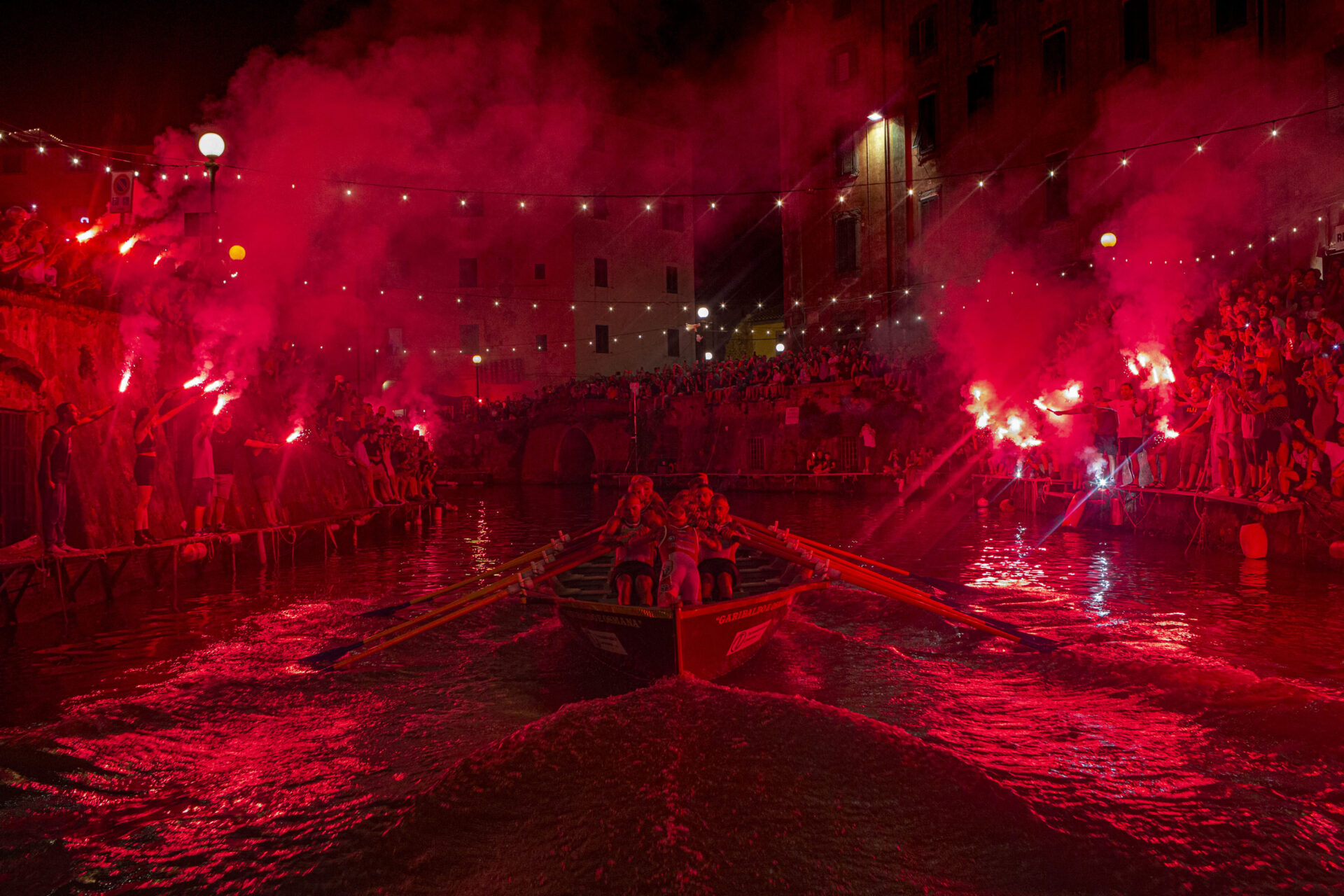 The thrill of the Livorno Rowing Races