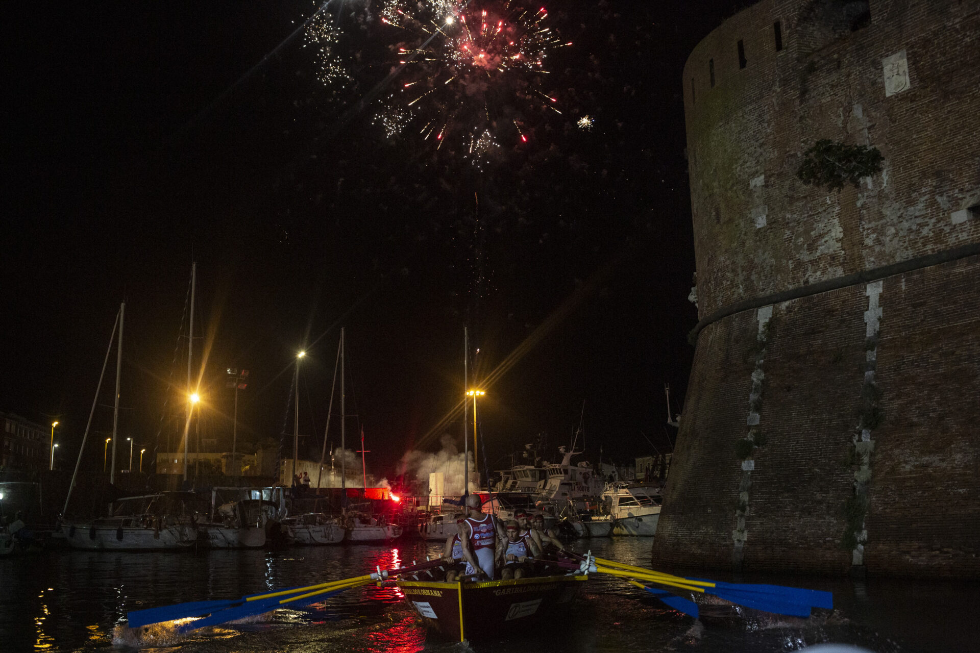 The thrill of the Livorno Rowing Races