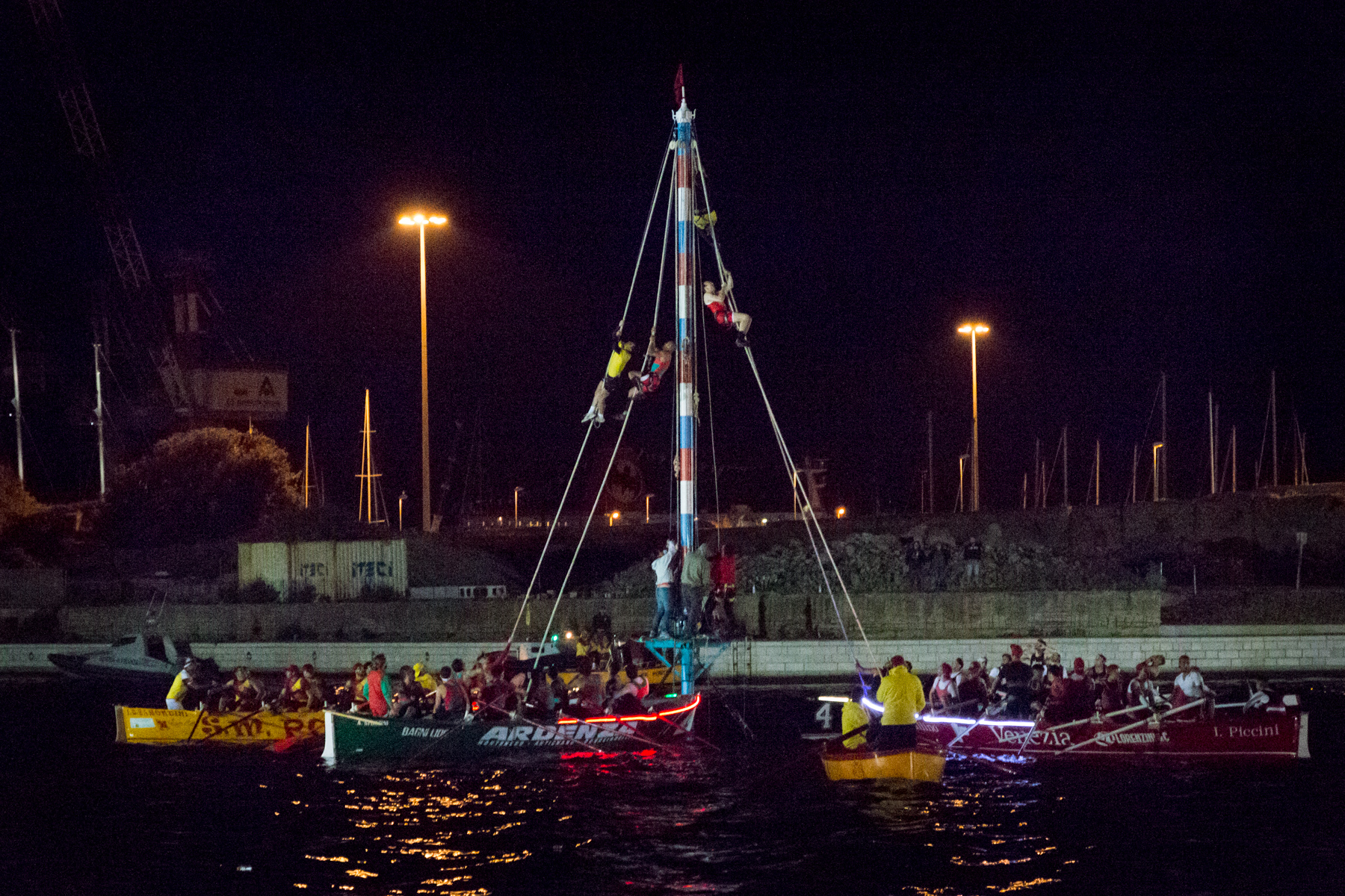 The thrill of the Livorno Rowing Races