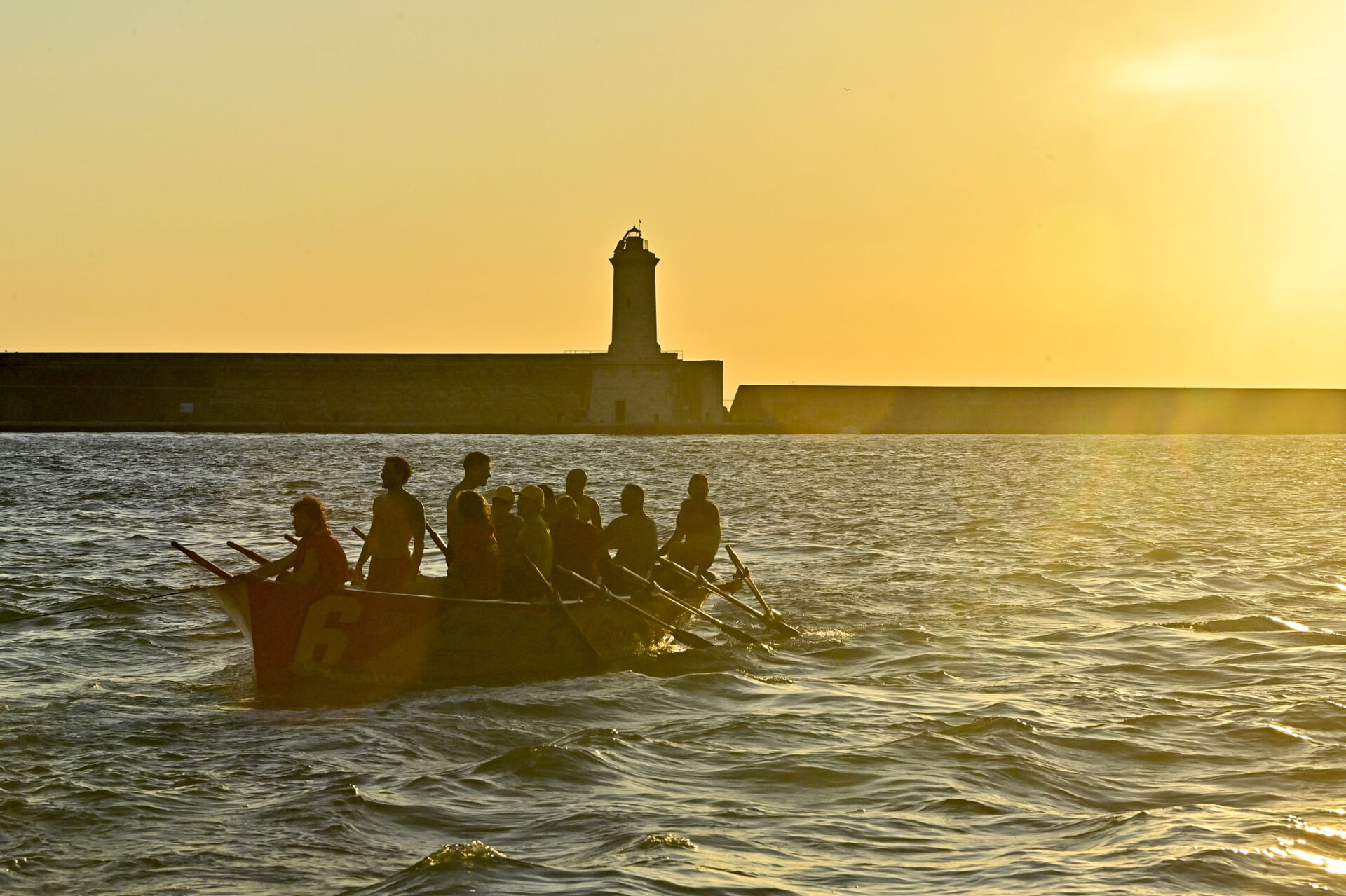 The thrill of the Livorno Rowing Races