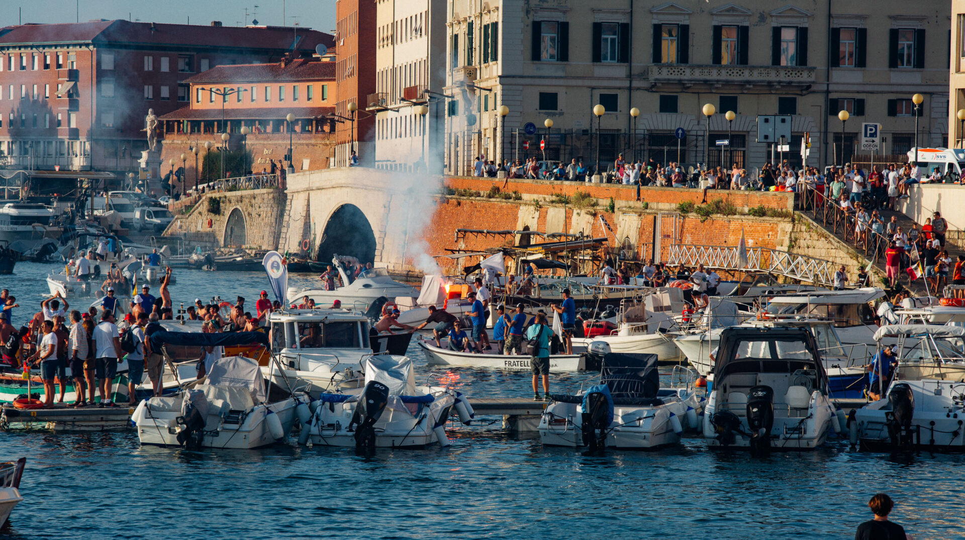 The thrill of the Livorno Rowing Races