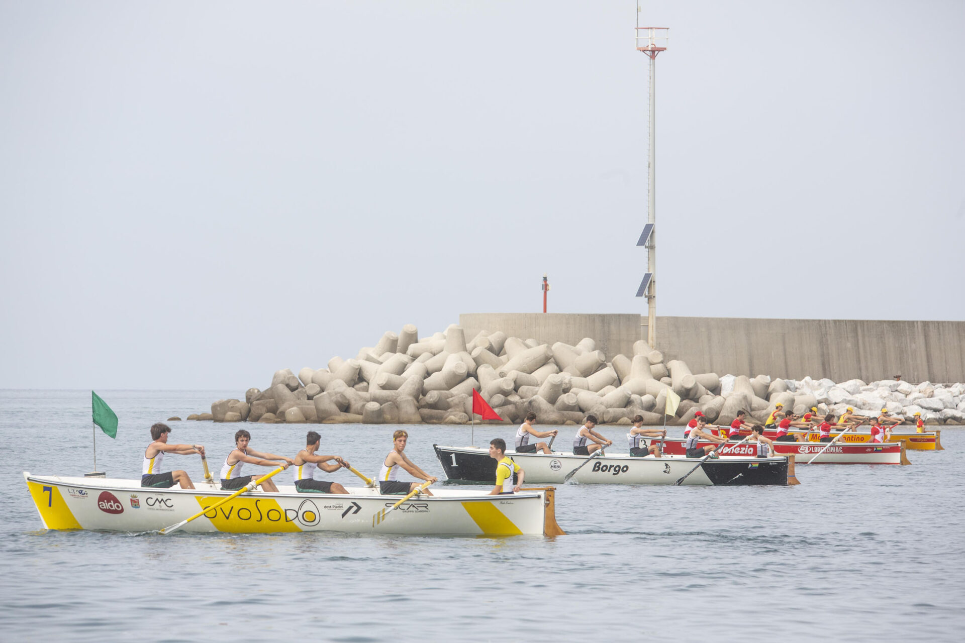 The thrill of the Livorno Rowing Races